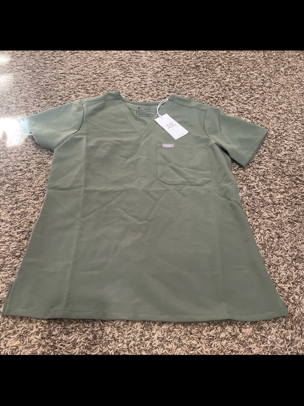 figs NWT khaki green scrubs top size XS